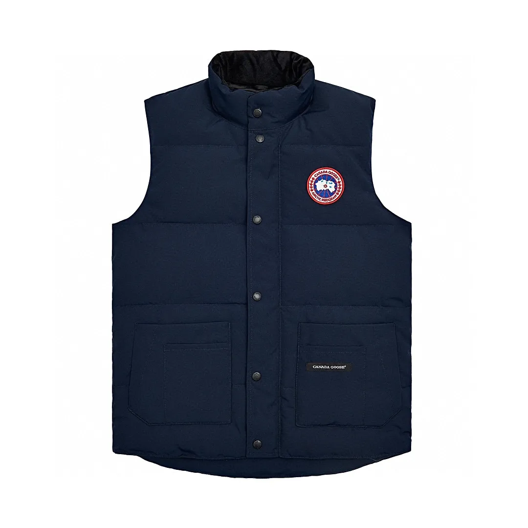 P360 Navy Blue] Canada Goose Canada Goose#Freestyle Crew 4154M Men’s and Women’s Vest Down# ➖ Genuine synchronous anti-counterfeiting chip sensor! ➖ Imported Behringer embroidery machine to customize 10,000-needle embroidery logo! ➖ Imported 21-count polyester-cotton blended original fabric, using Feather-Light 10D waterproof coating fabric, made of 84.5% polyester fiber and 15.5% cotton, 100% the best feel in the entire network! ➖ The genuine official website uses the national standard 80 white duck down, and will never be misled by false claims such as 90 down or goose down! ➖ 100% nylon nylon lining with double double-layer sealing design to prevent velvet from running away. Top-grade polar fleece is used in the collar and pockets to keep warm and comfortable! ➖ Yoshida YKK provides original custom-made electroplated sliders. YKK two-way lockable zippers are tight and smooth and will not peel off paint! ➖ 3M composite original Velcro is durable, and all accessories and hardware are disassembled and customized! ⛔No slander, no exaggeration, no need for too much copywriting, because it is focused, it is professional!  SIZE: XS S M L XL XXL